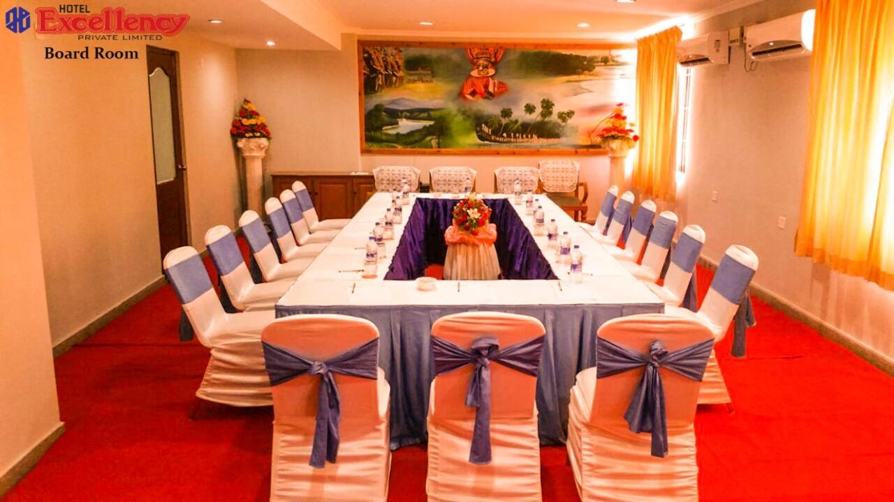 Kochi Hotel Excellency מראה חיצוני תמונה
