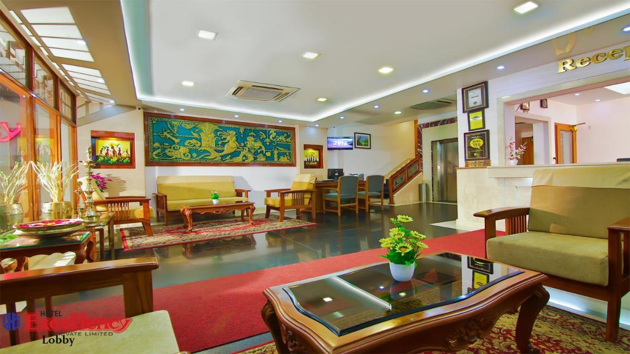 Kochi Hotel Excellency מראה חיצוני תמונה